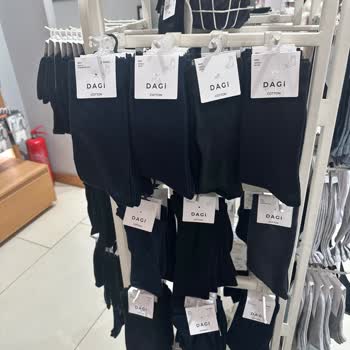 Yanlış Renk Çorap Ve Umursamaz Müşteri Hizmeti