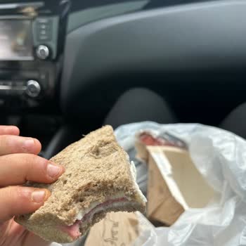 Hijyen Skandalı: Sandviçten Çıkan Saç