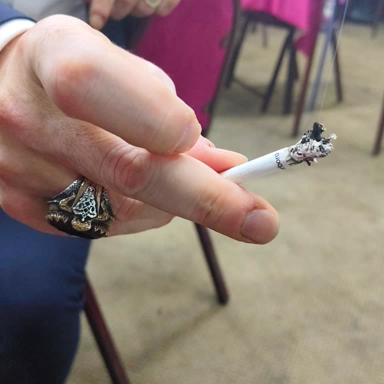 Parliament Night Blue Kalitesizliği Ve Denetim Eksikliği