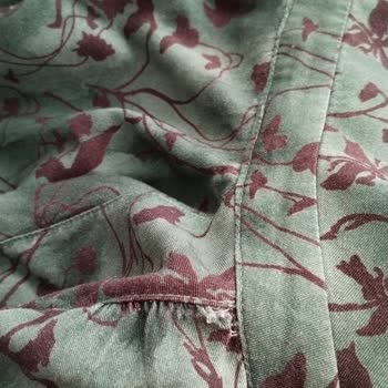 Manuka Markasından Aldığım Gömlek İlk Yıkamada Yıprandı