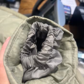 Montun Bilek Kısmındaki Rahatsız Edici Sıkma