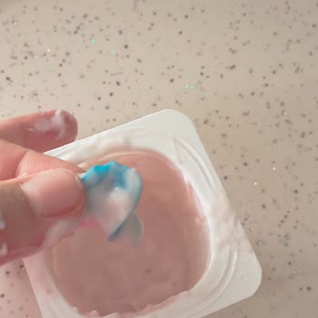 Danone Tikveşli Activia Yoğurdundan Plastik Parça Çıktı