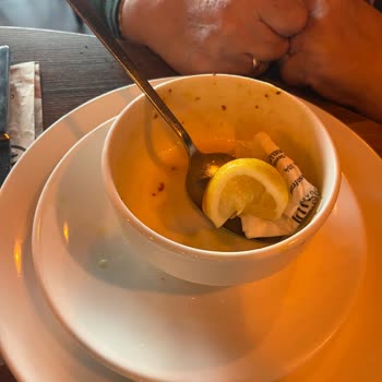 Kayseri Develi'de Hayal Kırıklığı: Geciken Yemek Ve Hijyen Sorunu