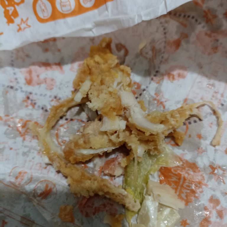 Popeyes'ten Gelen Hayal Kırıklığı: Tavuklar Ve Hizmet