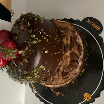 Doğum Günü Kutlamasında Hayal Kırıklığı: Pasta Siparişi Hüsranı