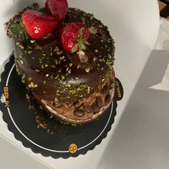 Doğum Günü Kutlamasında Hayal Kırıklığı: Pasta Siparişi Hüsranı