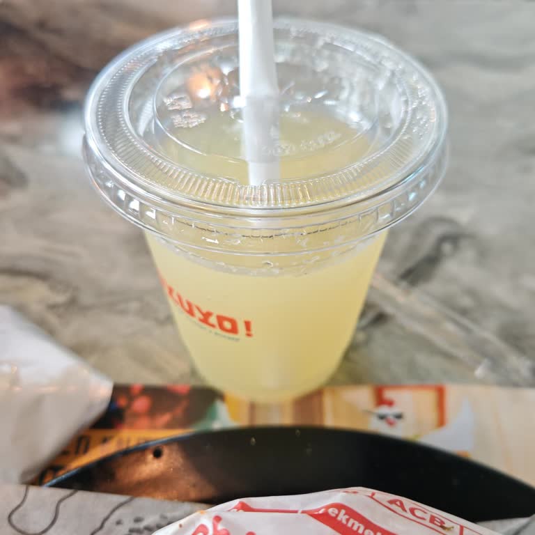 Ankamall Doyuyo'da Bayram Yoğunluğu: İlgisiz Garsonlar Ve Kaotik Sipariş Deneyimi