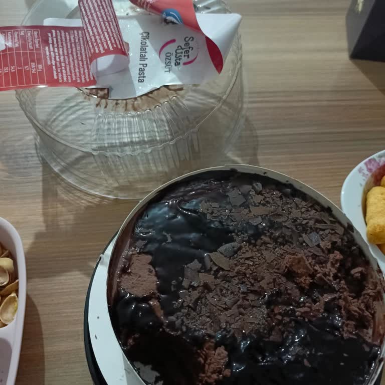 Çikolatalı Pastada Hayal Kırıklığı