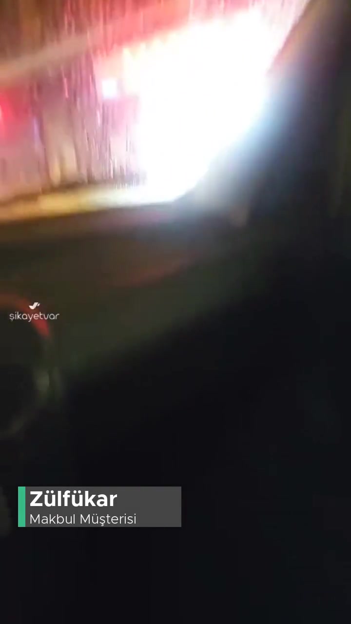 Makbul Aydınlı Şubesi İlgisiz Personel videonun kapak resmi