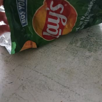Lays Paketinden Yabancı Cisim Çıktı