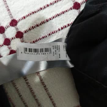 Yeni Alınan Pantolon 2 Günde Yırtıldı