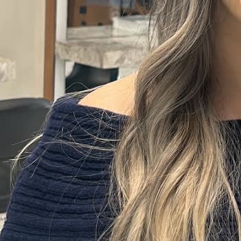 San Kuaför Kuaför Hizmetinde Beklenmeyen Sonuç: Saç Rengi Ve Sağlığı Sorunu