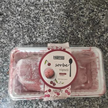 Dondurmanın İçinden Çıkan Tehlikeli Sürpriz!