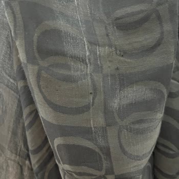 Bayramda Hayal Kırıklığı: Delik Deşik Şallar