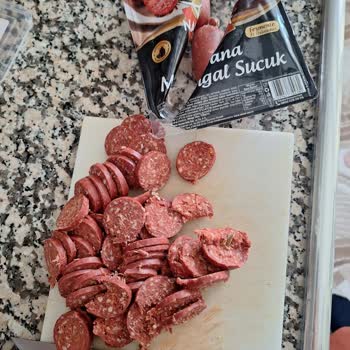 Namet Sucukta Sert Plastik Şoku