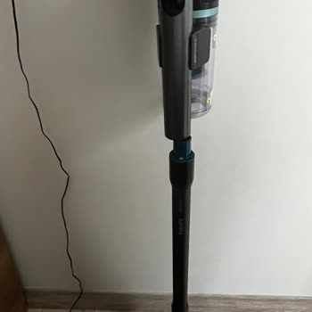 Philips 8000 Serisi Süpürge Sapı Kırıldı Ve Islak Başlık Sorunlu