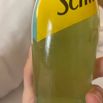 Schweppes Gazlı İçecekte Şok Edici Tortu Sorunu