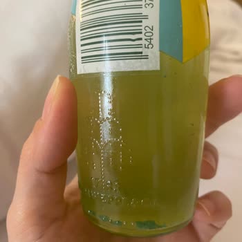 Schweppes Gazlı İçecekte Şok Edici Tortu Sorunu