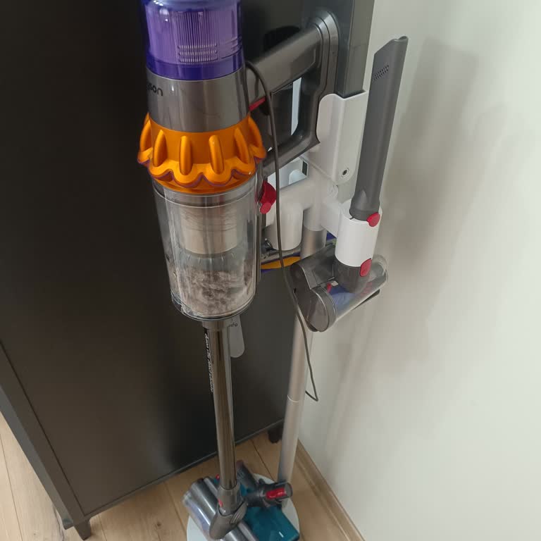 Dyson V15 Süpürgenin Batarya Sorunu