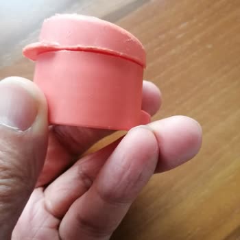 Tupperware Suluğun Kapağı Sorun Yaratıyor