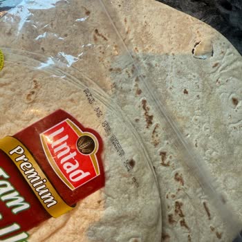 Tam Buğday Unlu Lavaşta Şüpheli Parça