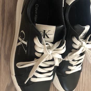 Ayakkabının İç Astarı Hızla Yırtıldı, Kalite Sorunu Mu?