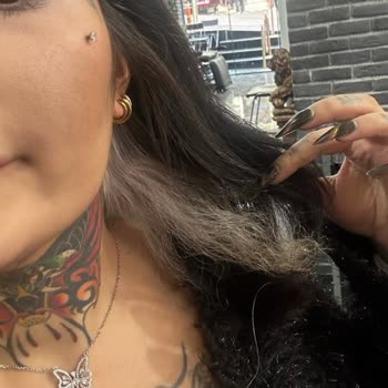 Trinity Kuaför'de Saç Mağduriyeti