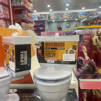 Çocukları Korkutan Oyuncaklar Raflarda