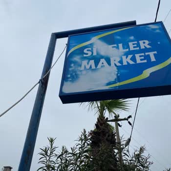 Efes Pilsen'in İlgisizliği Ve Zarar Veren Politikası