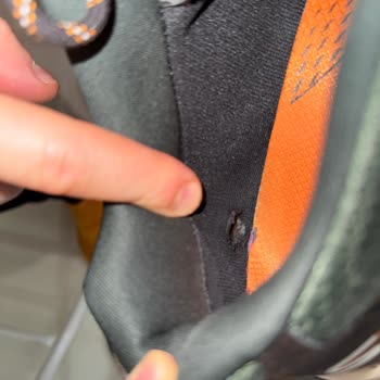 Skechers Ayakkabıda Beklenmedik Astar Yırtılması Ve Garantide Hayal Kırıklığı