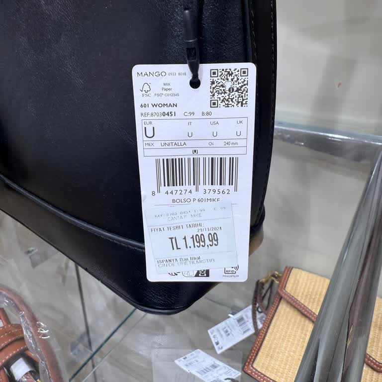 Mango Çantamda Beklenmedik Soyulma Ve İlgisiz Mağaza Personeli