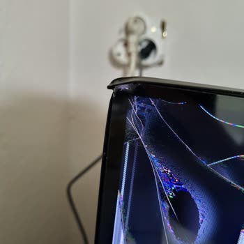 Yurtiçi Kargo Firmasından Getirilen Ürün Kargodan Hasarlı Çıktı