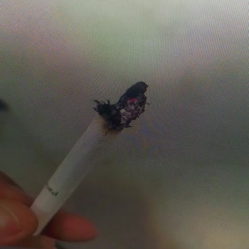 Parliament Sigara Kalitesi Düşüşte: Aşırı Öksürük Ve Garip Tatlar