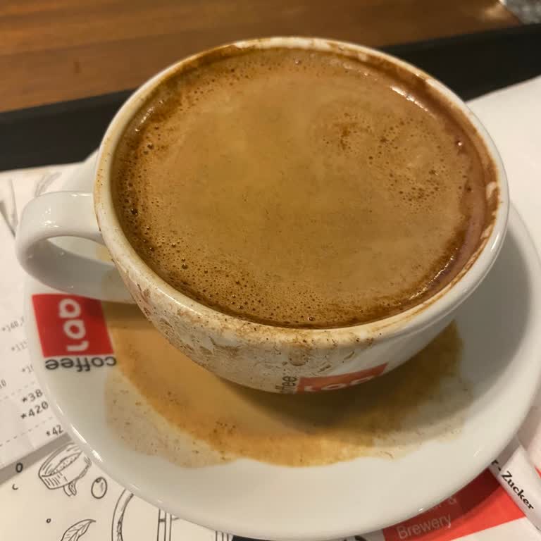 Sütlü Türk Kahvesinde Hizmet Ve Lezzet Sorunu