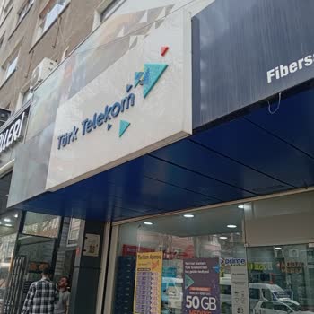 Türk Telekom Şubesinde İlgisizlik Ve Yetersiz Hizmet