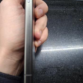 Yeni Alınan Samsung S24 Ultra'da Boya Atma Sorunu