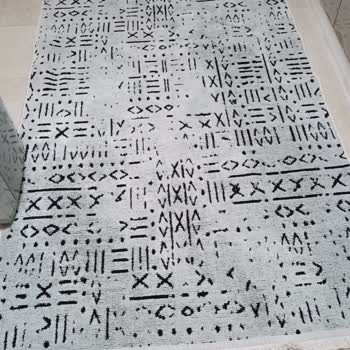 Renk Değişimi ve Çekme Sorunu: Violet Halı Mağduriyeti