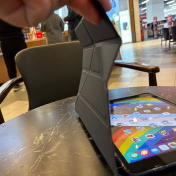 Kalitesiz Ürün Ve İlgisiz Hizmet: Tablet Kılıfı Hayal Kırıklığı