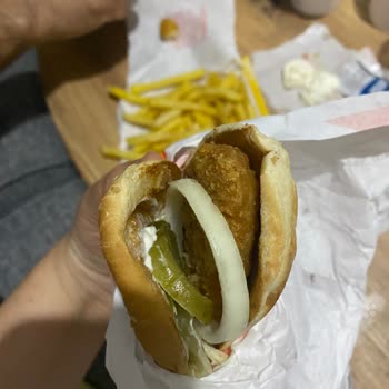 Burger King Akhisar Şubesinde Eksik Ürün Ve Yanlış Sipariş Sorunu