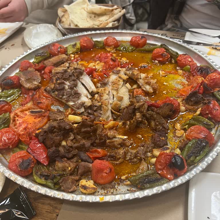 Tepsi Et Beklentilerin Altında Kalan Hizmet Ve Şişirilmiş Fatura!