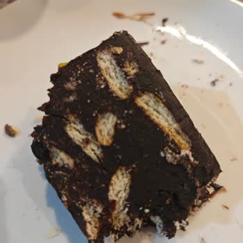 Kahve Dünyası Bayramda Soğuk Kahve ve Bayat Pasta Hayal Kırıklığı