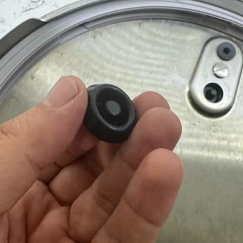 Fissler Düdüklü Tencere Hayal Kırıklığı: Contası Yırtık Çıktı