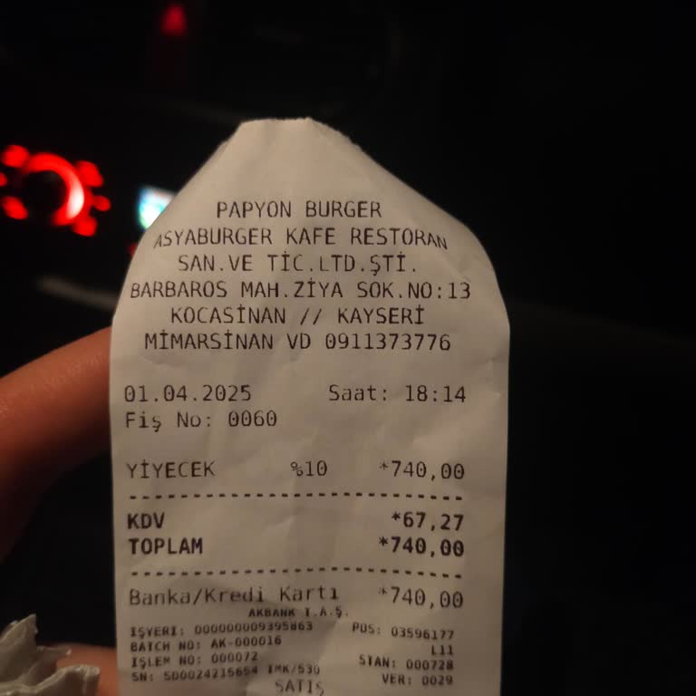 Soğuk Yemek Ve Eksik Hizmet: Papyon Burger Hayal Kırıklığı