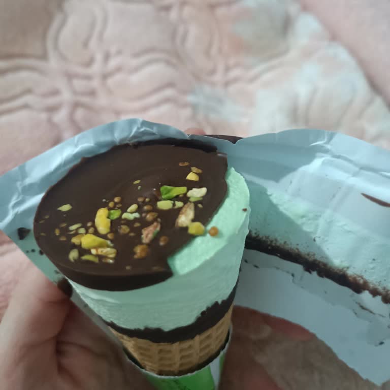 Cornetto Karamel Üstündeki Çikolata Eksikliği