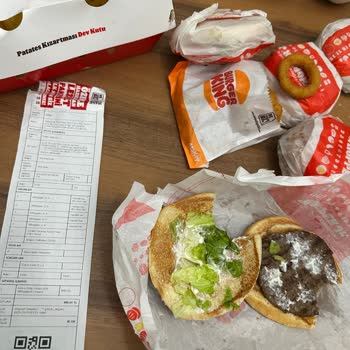 Hayal Kırıklığı Yaratan Burger Deneyimi