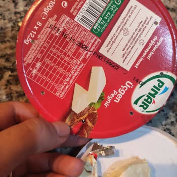 Bayram Keyfini Kaçıran Bozuk Üçgen Peynirler