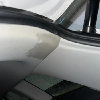 Aracım Her Yağmurda Su Alıyor: Çözüm Arayışı