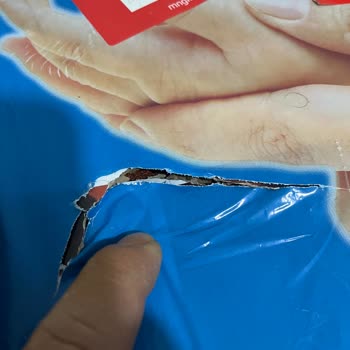 MNG Kargo'nun Özensizliği Manevi Değeri Yüksek Ürünü Zedeledi