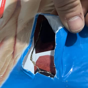 MNG Kargo'nun Özensizliği Manevi Değeri Yüksek Ürünü Zedeledi