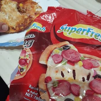 Superfresh Pizzada Beklenmedik Kıl Problemi